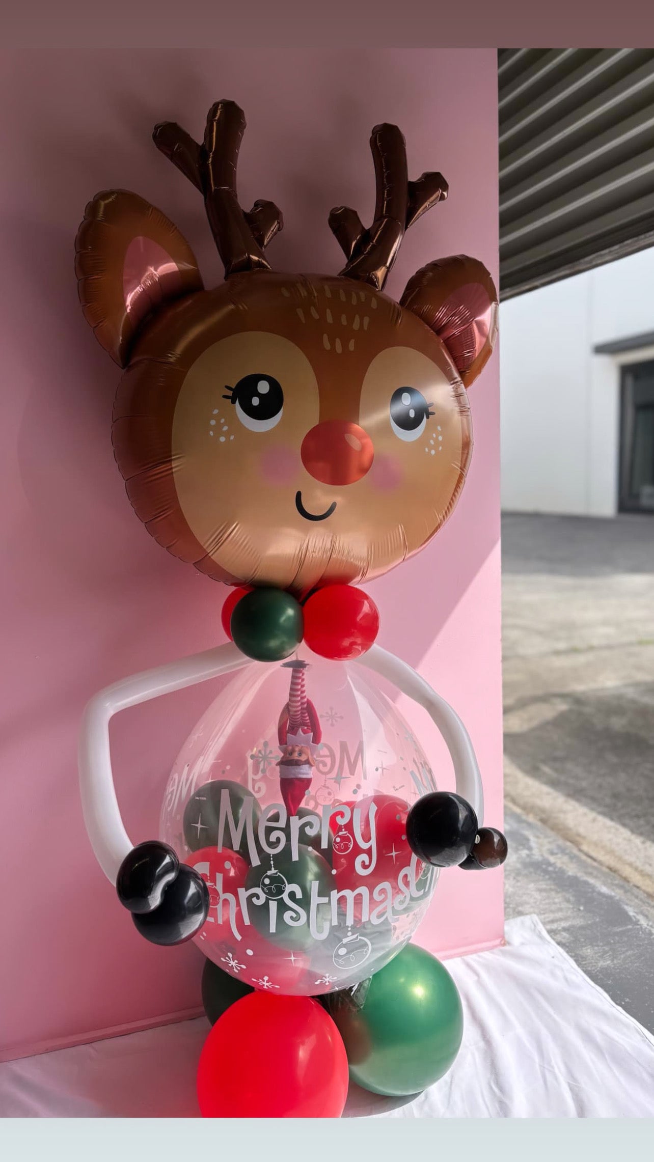 Christmas Arrival Balloon