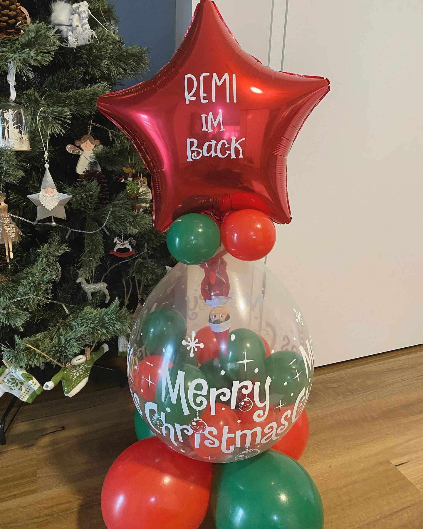 Christmas Arrival Balloon
