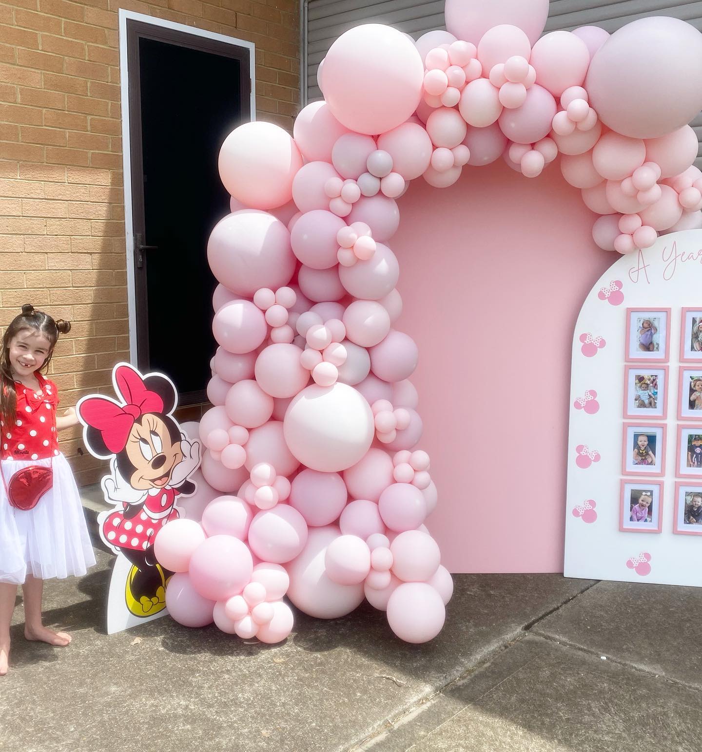 Deluxe Balloon Garland