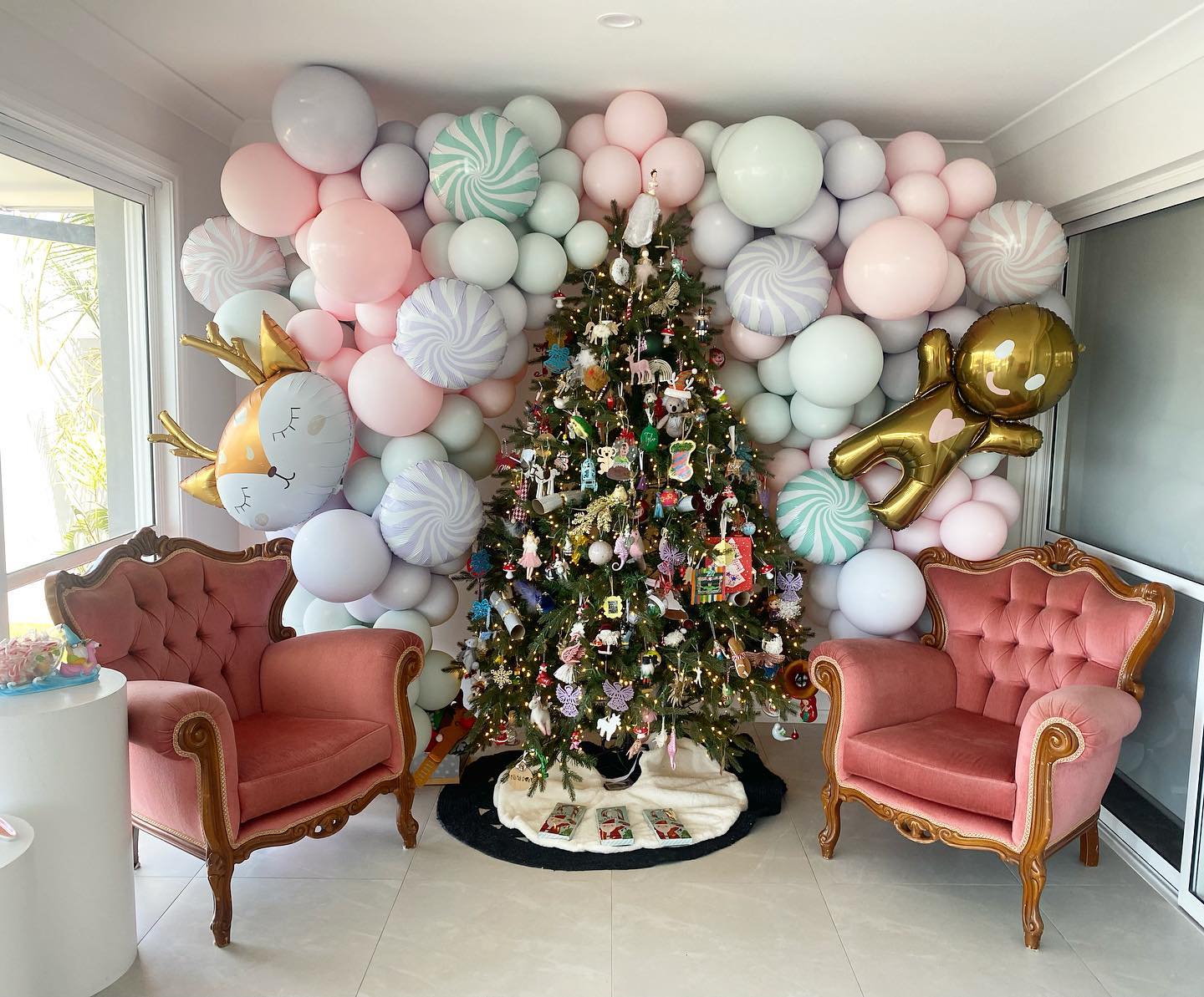 Balloon garland by metre