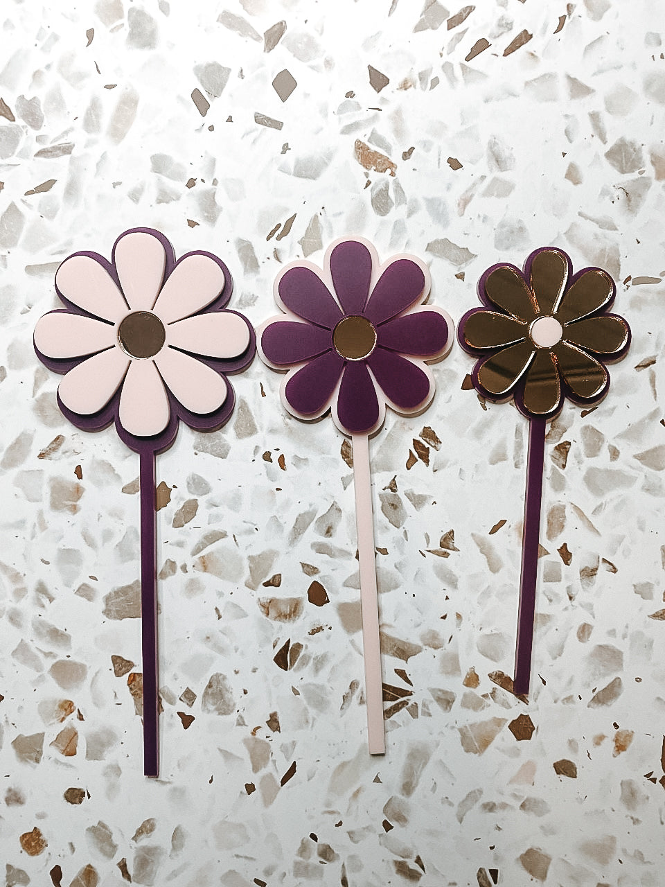 Daisy Cake Topper
